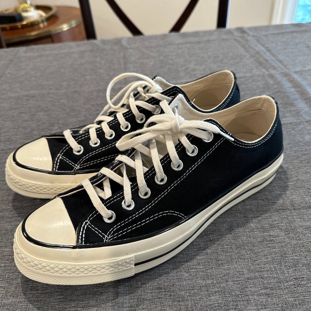 CONVERSE CHUCK TAYLOR 70 Ox SIZE 9.5